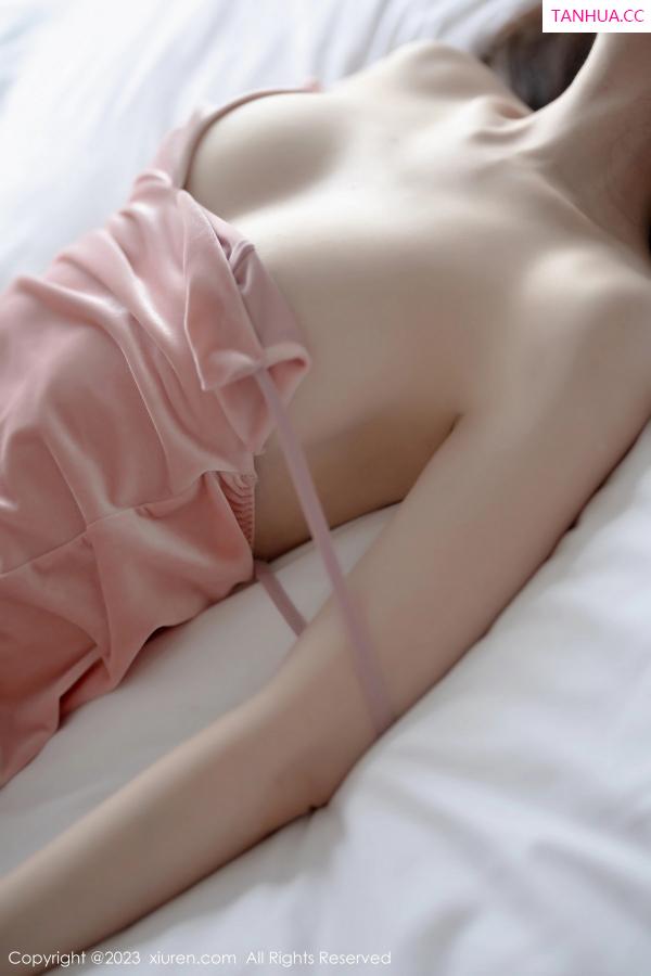 梦心玥  [XiuRen]高清写真图 2023.08.03 No.7182 梦心玥 丝袜美腿第38张图片